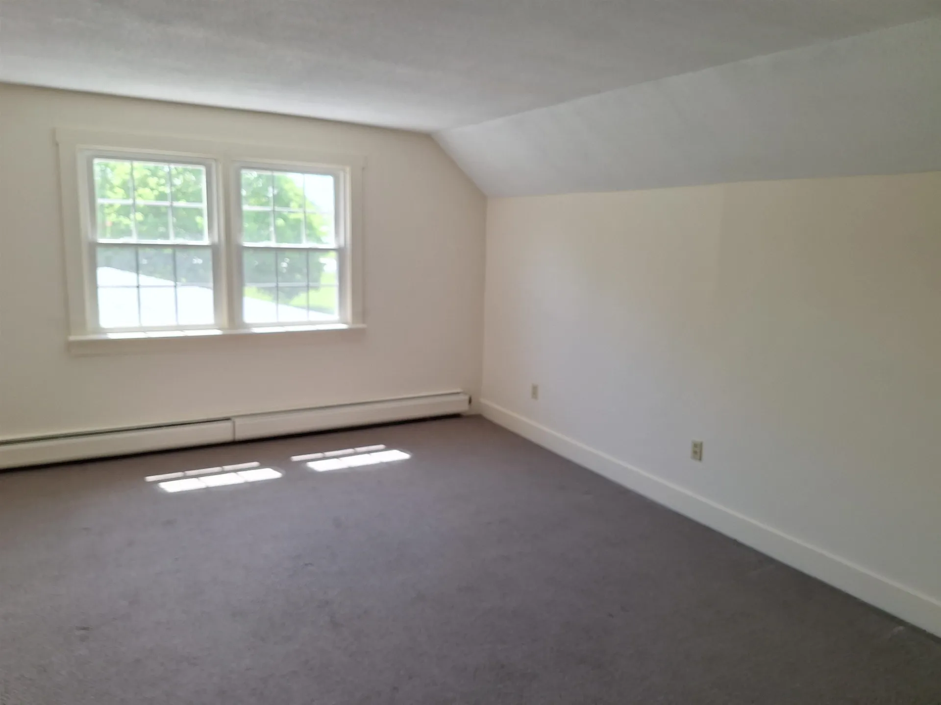 564 Main Street Walpole NH 03608