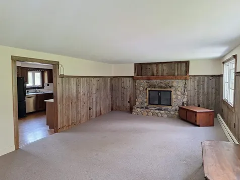 564 Main Street Walpole NH 03608