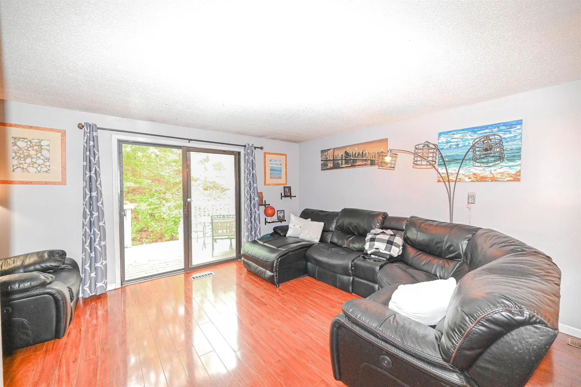 715 Fox Hollow Way Manchester NH 03104