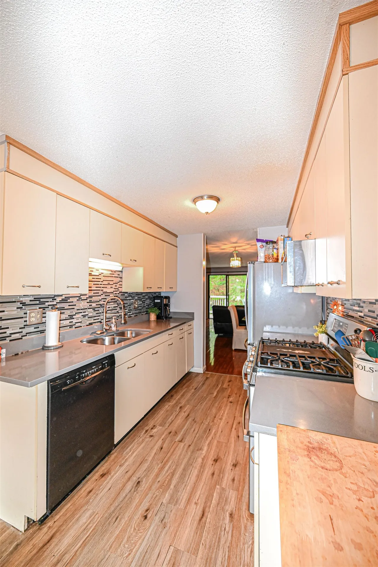 715 Fox Hollow Way Manchester NH 03104