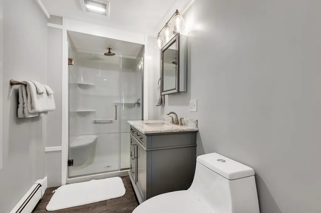 12 Commonwealth Avenue Ludlow VT 05149