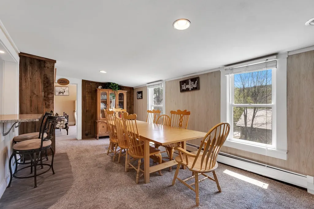 12 Commonwealth Avenue Ludlow VT 05149