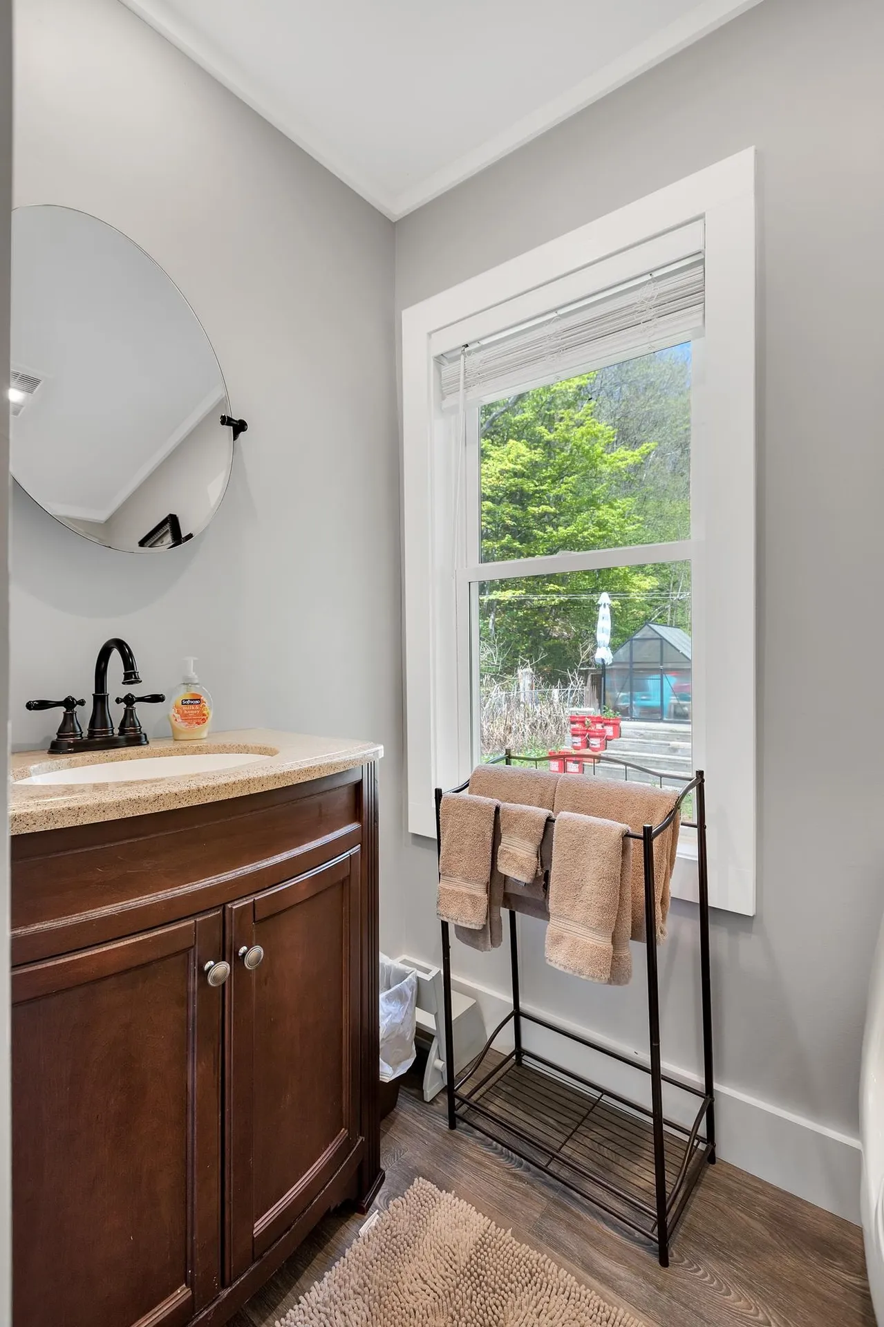 12 Commonwealth Avenue Ludlow VT 05149