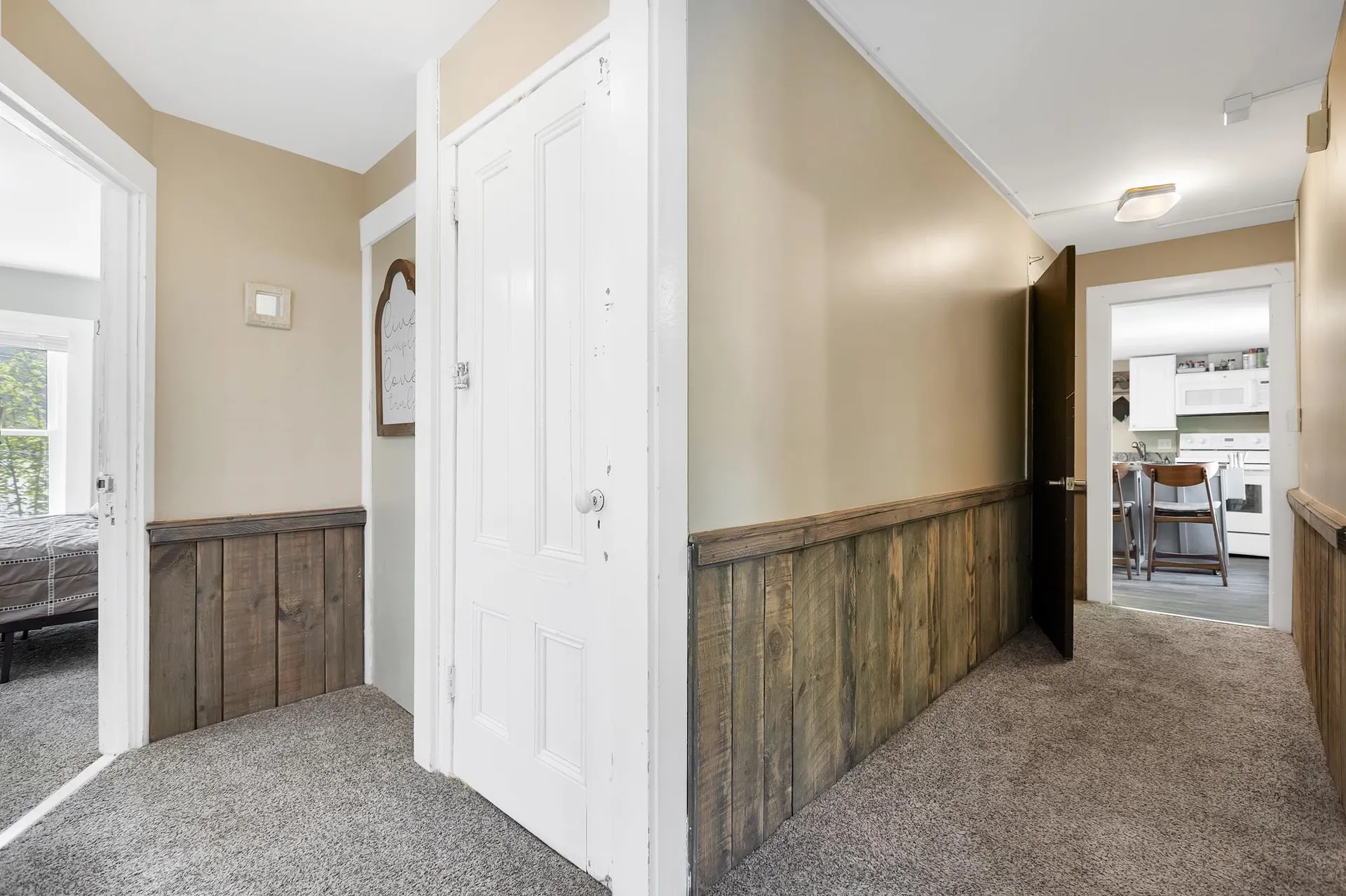 12 Commonwealth Avenue Ludlow VT 05149