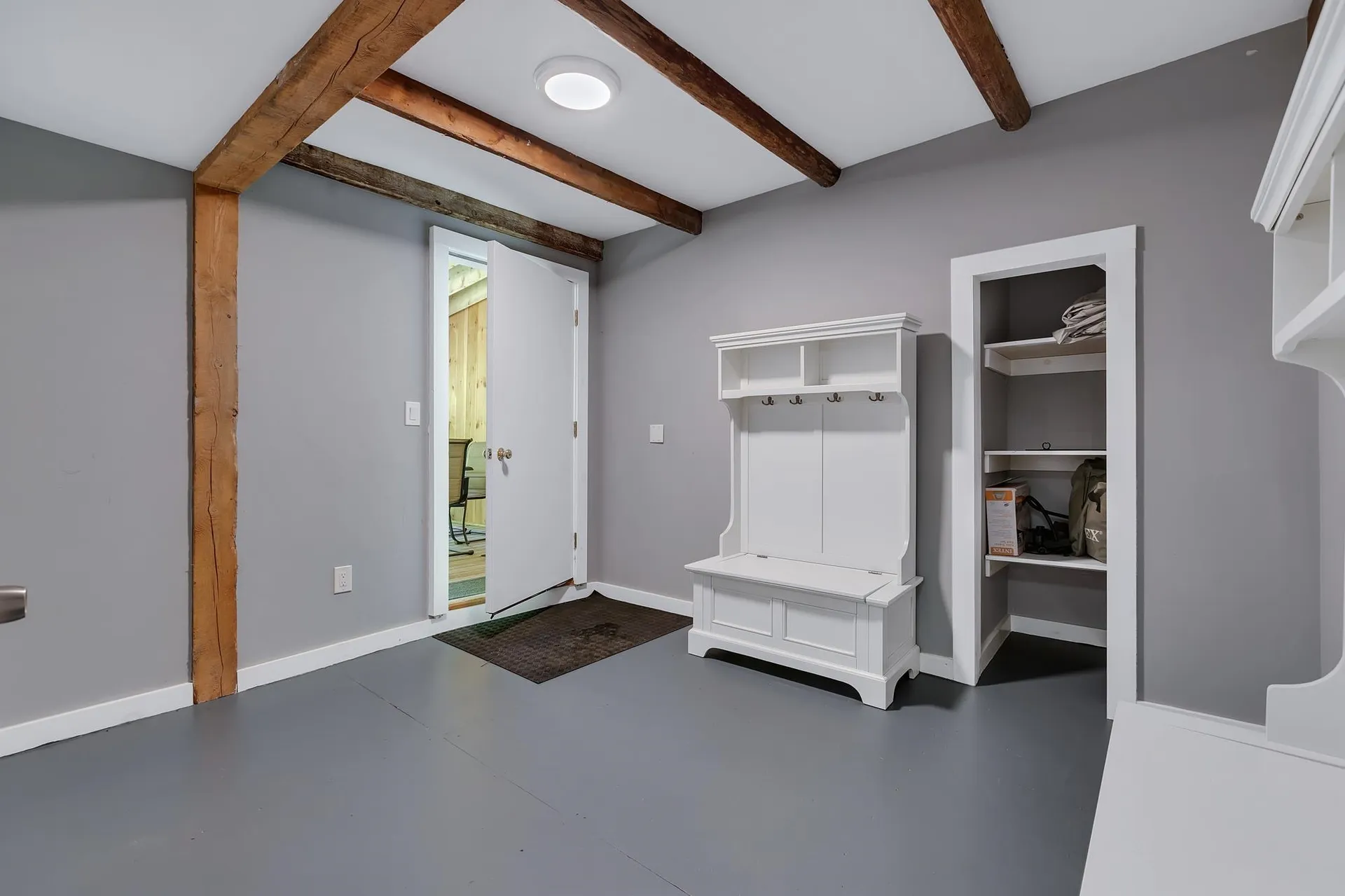 12 Commonwealth Avenue Ludlow VT 05149