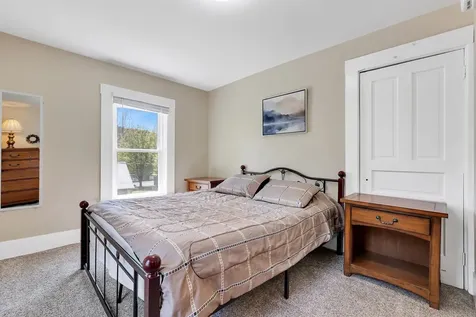 12 Commonwealth Avenue Ludlow VT 05149