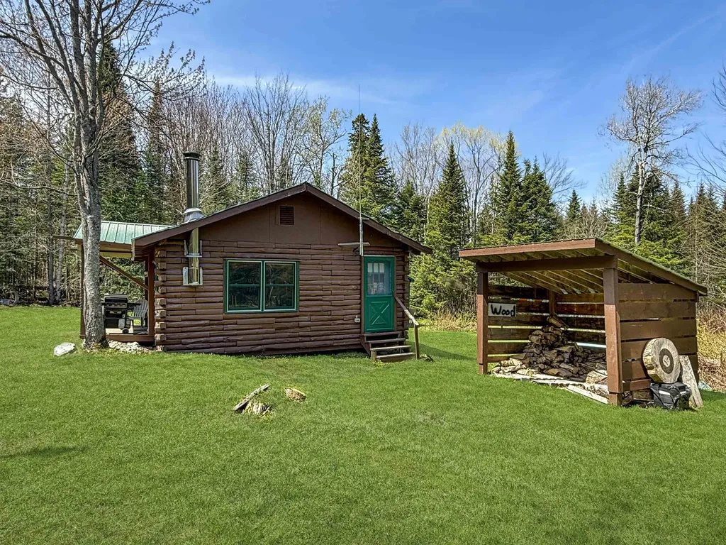 379 Haynes Road Stewartstown NH 03576