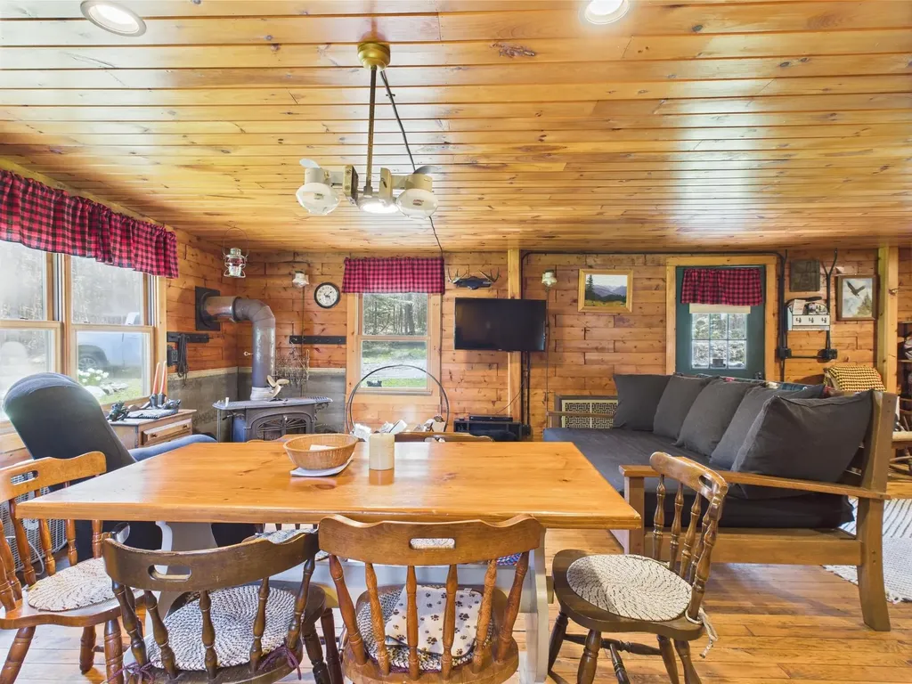 379 Haynes Road Stewartstown NH 03576