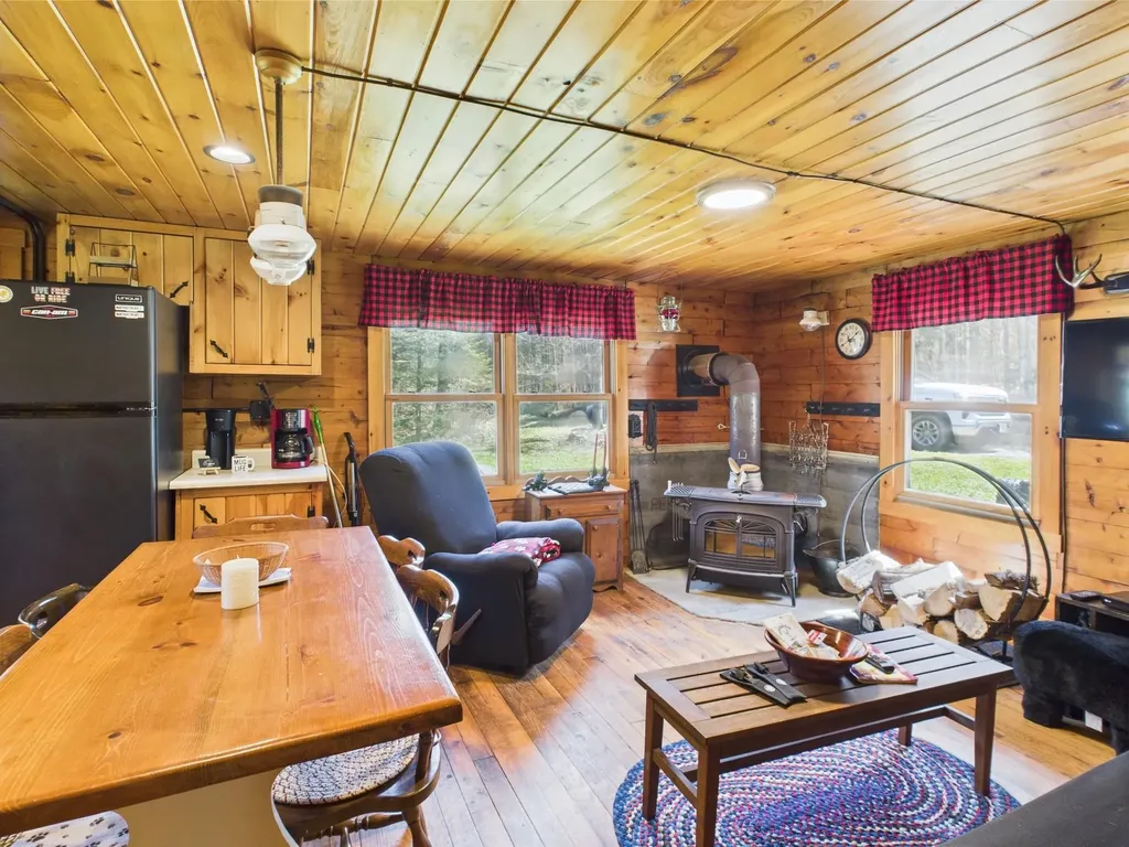 379 Haynes Road Stewartstown NH 03576