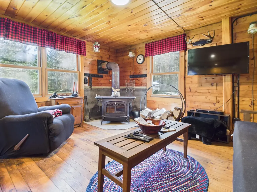 379 Haynes Road Stewartstown NH 03576