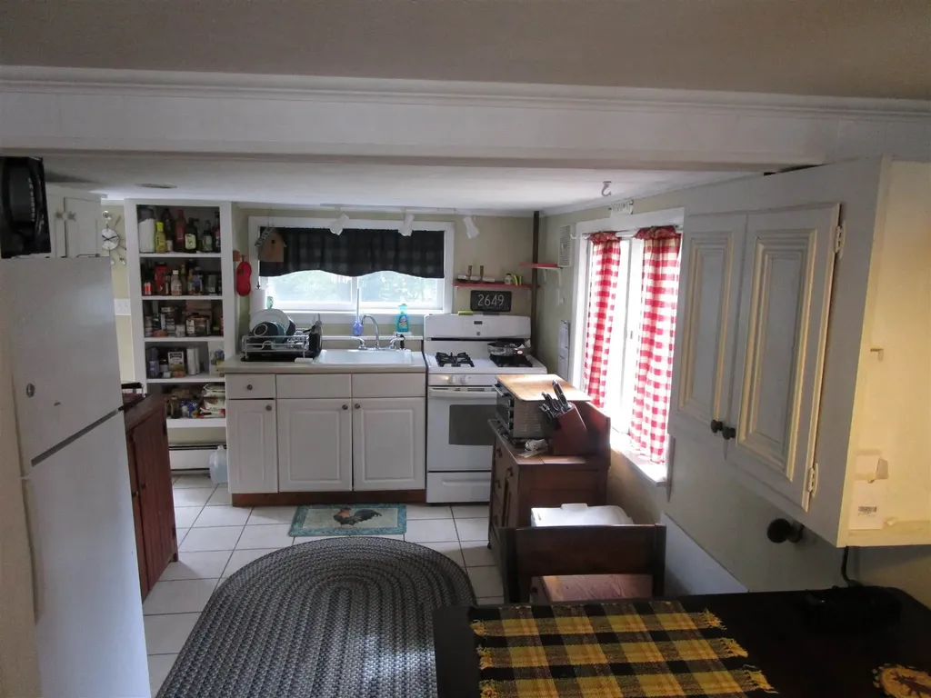 1950 North Main Street Londonderry VT 05148