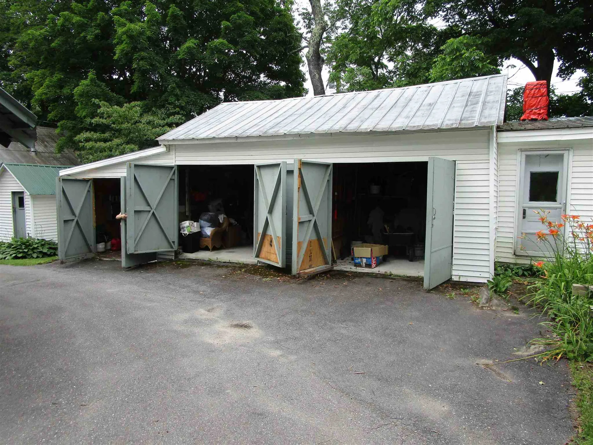 1950 North Main Street Londonderry VT 05148