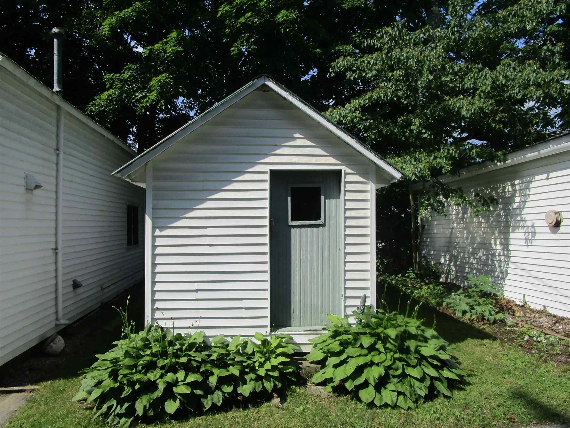 1950 North Main Street Londonderry VT 05148