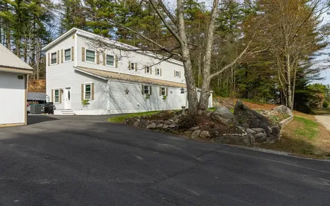 16 Pine Tree Road Newport NH 03773