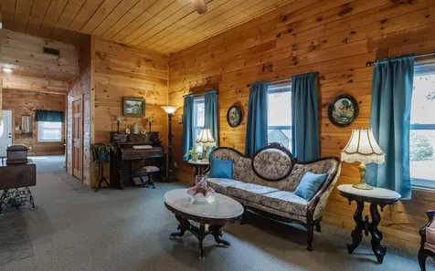 16 Pine Tree Road Newport NH 03773