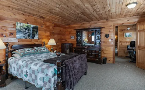 16 Pine Tree Road Newport NH 03773