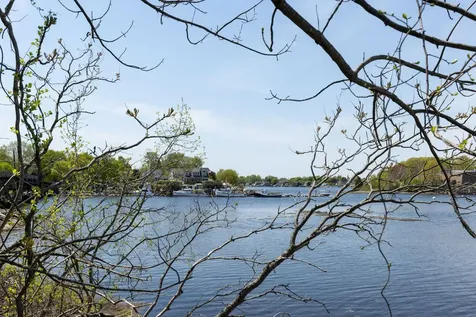 396 Portsmouth Avenue New Castle NH 03854