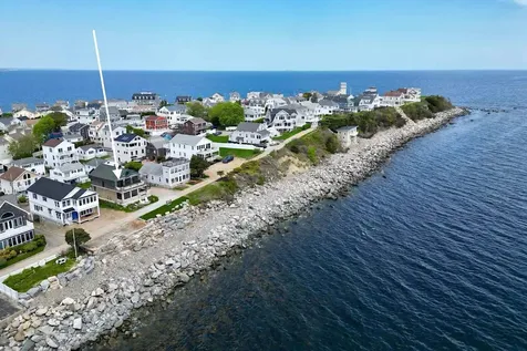 5 Great Boars Head Avenue Hampton NH 03842