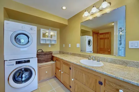 5 Great Boars Head Avenue Hampton NH 03842