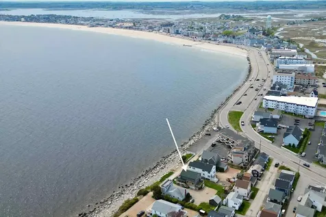 5 Great Boars Head Avenue Hampton NH 03842