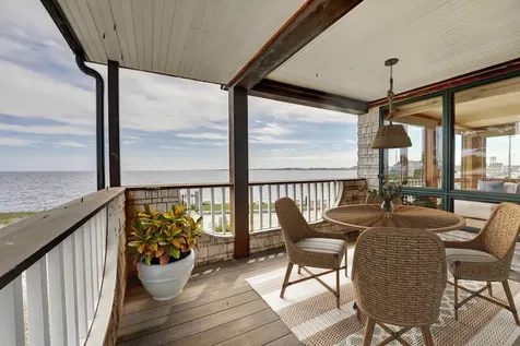 5 Great Boars Head Avenue Hampton NH 03842