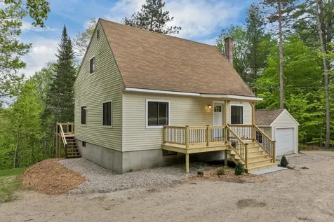 232 Pine River Path Effingham NH 03882