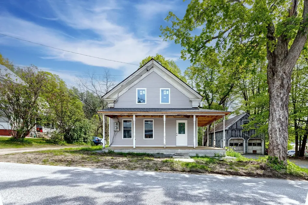 7 Commonwealth Avenue Ludlow VT 05149