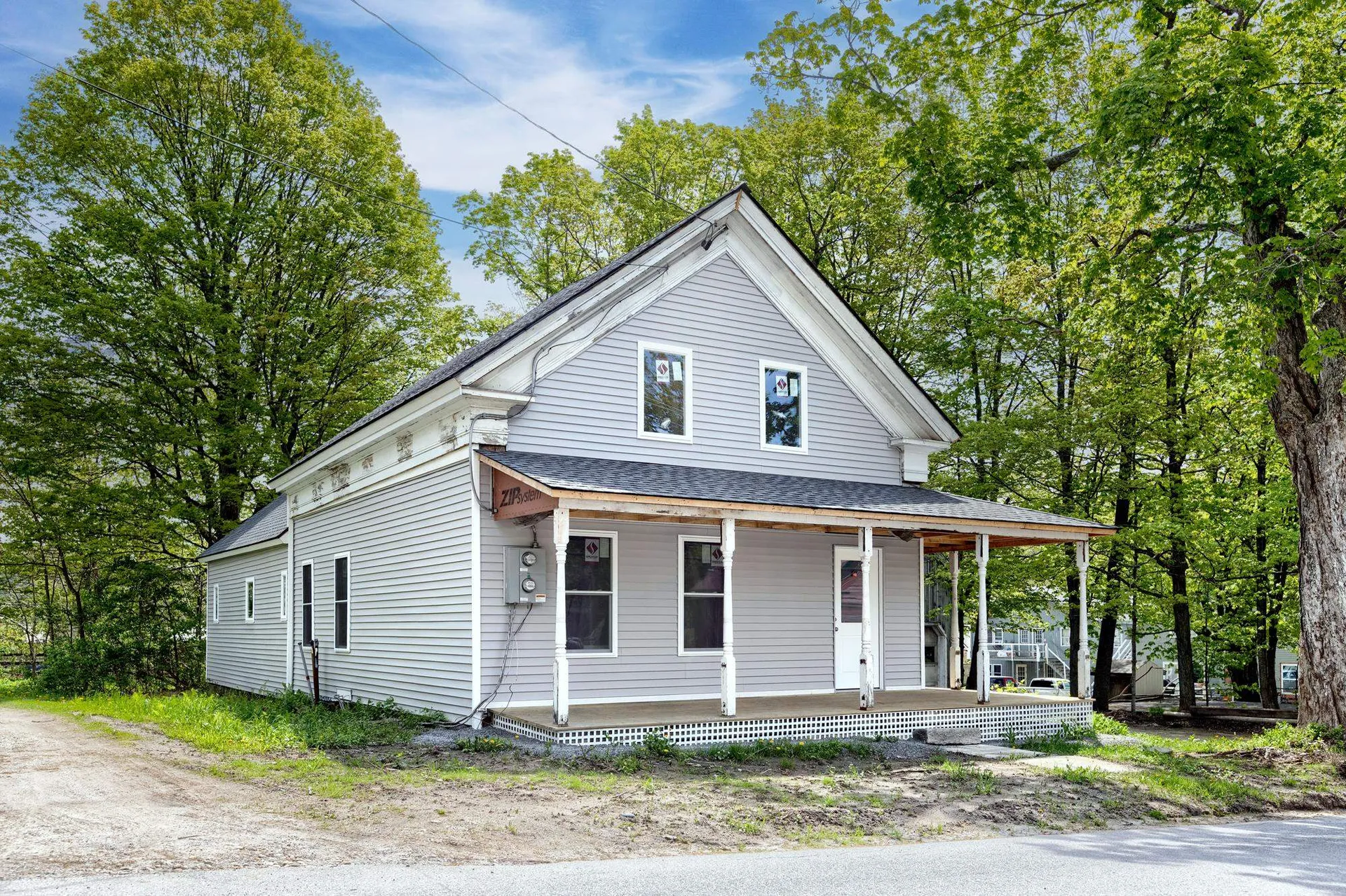 7 Commonwealth Avenue Ludlow VT 05149