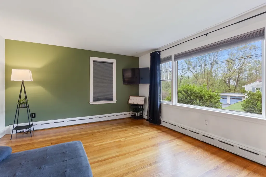 4 Thomas Street Rochester NH 03867