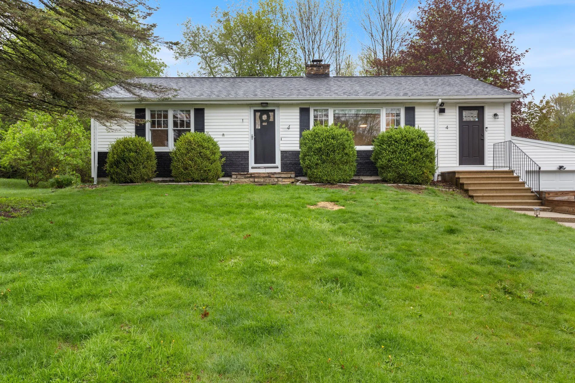 4 Thomas Street Rochester NH 03867