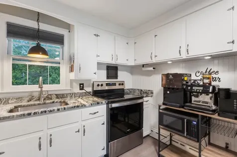 4 Thomas Street Rochester NH 03867