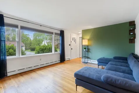 4 Thomas Street Rochester NH 03867