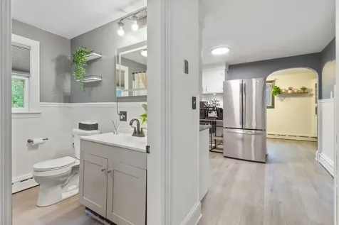 4 Thomas Street Rochester NH 03867