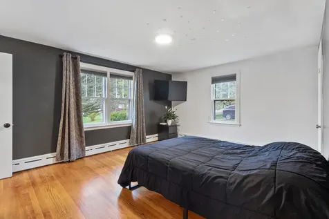 4 Thomas Street Rochester NH 03867