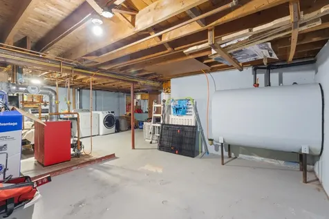 4 Thomas Street Rochester NH 03867