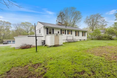 4 Thomas Street Rochester NH 03867