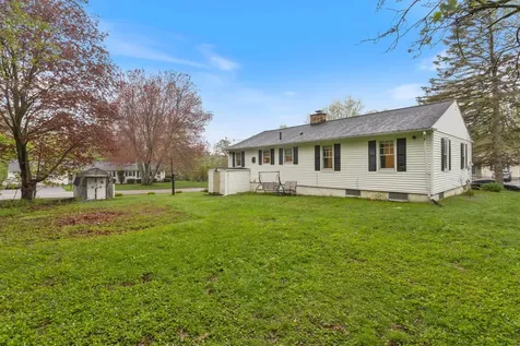 4 Thomas Street Rochester NH 03867