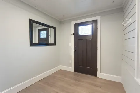 4 Thomas Street Rochester NH 03867