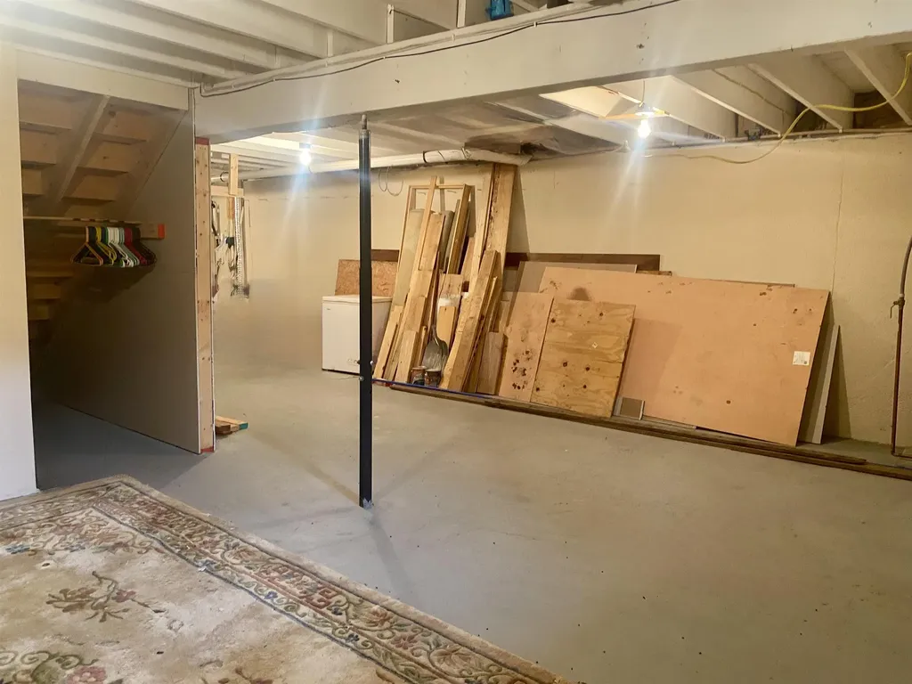 1810 Route 102 Canaan VT 05903