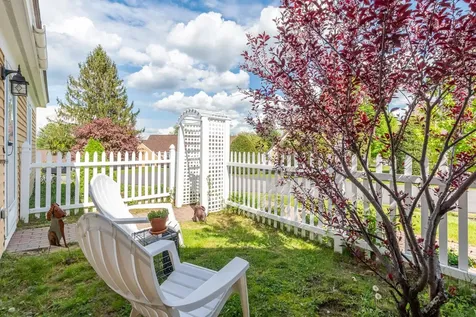 7 Harvest Lane Laconia NH 03246