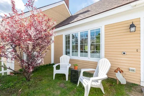 7 Harvest Lane Laconia NH 03246