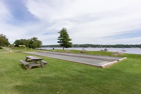 7 Harvest Lane Laconia NH 03246