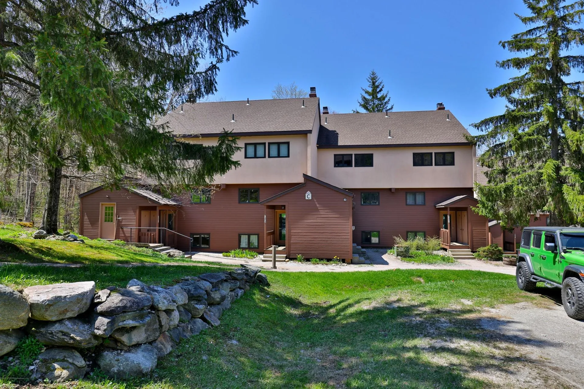 768 East Mountain Road Killington VT 05751