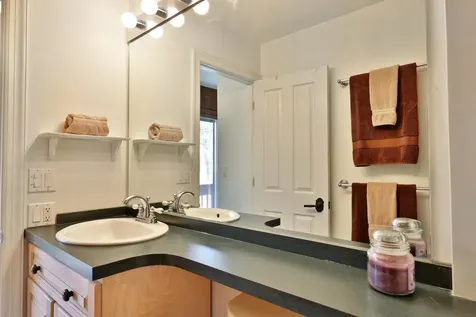 768 East Mountain Road Killington VT 05751