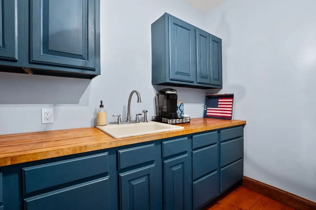 217 Granite Hill Road Wilmot NH 03287