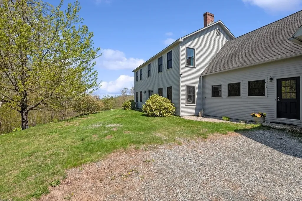 217 Granite Hill Road Wilmot NH 03287