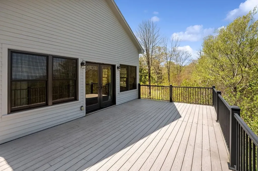 217 Granite Hill Road Wilmot NH 03287