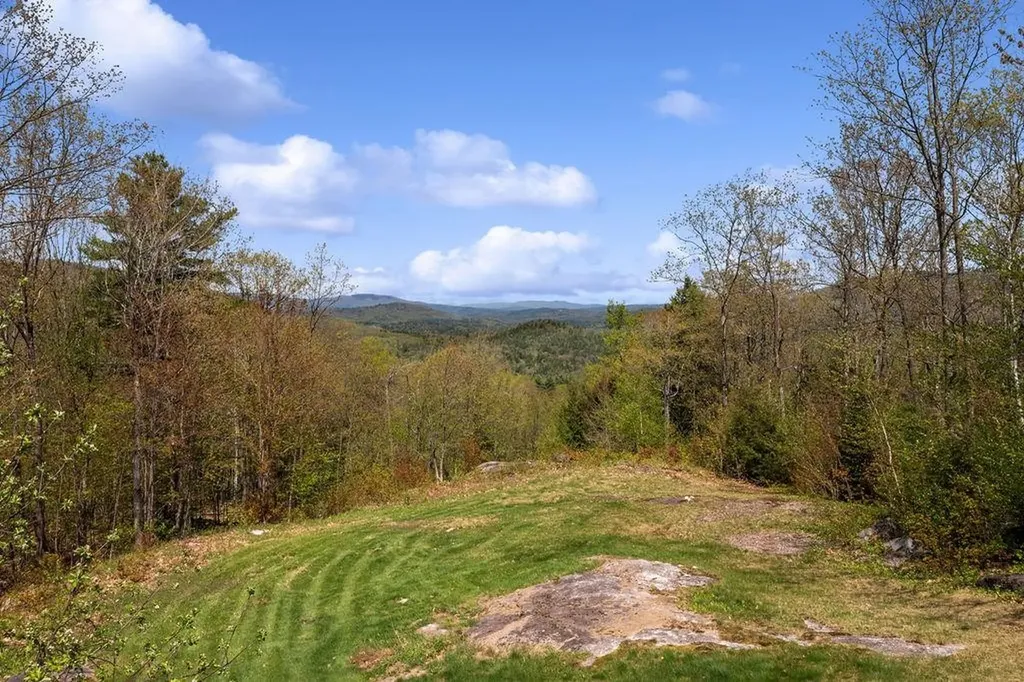217 Granite Hill Road Wilmot NH 03287