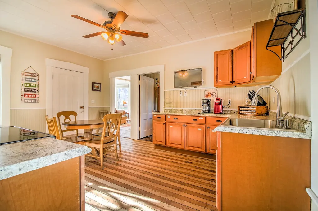 56 Andover Street Ludlow VT 05149