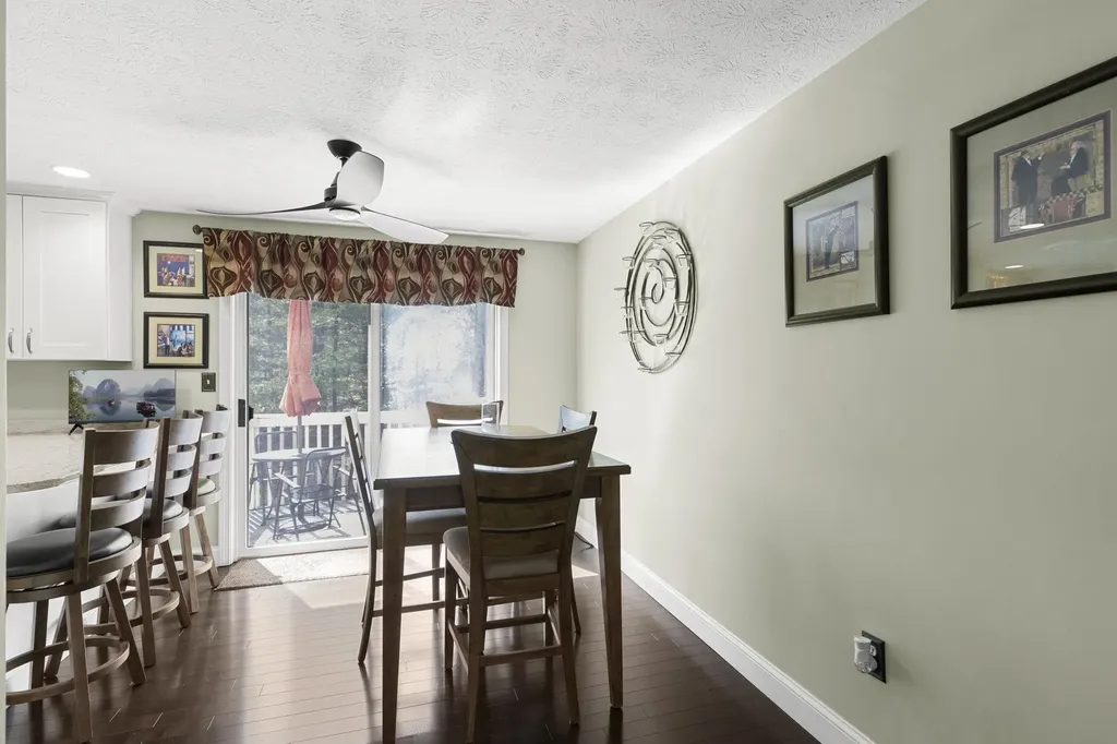 40 Prestonfield Road Nashua NH 03064